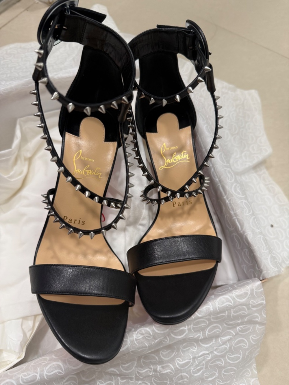 Designer heels - Picture 2 of 5